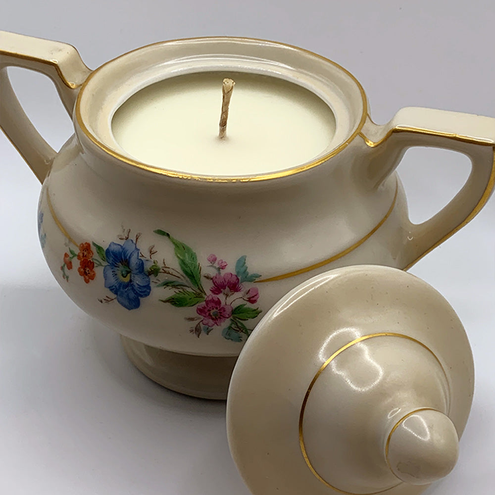 Fraunfelter Eggshell Sugar Bowl - Amber Candle