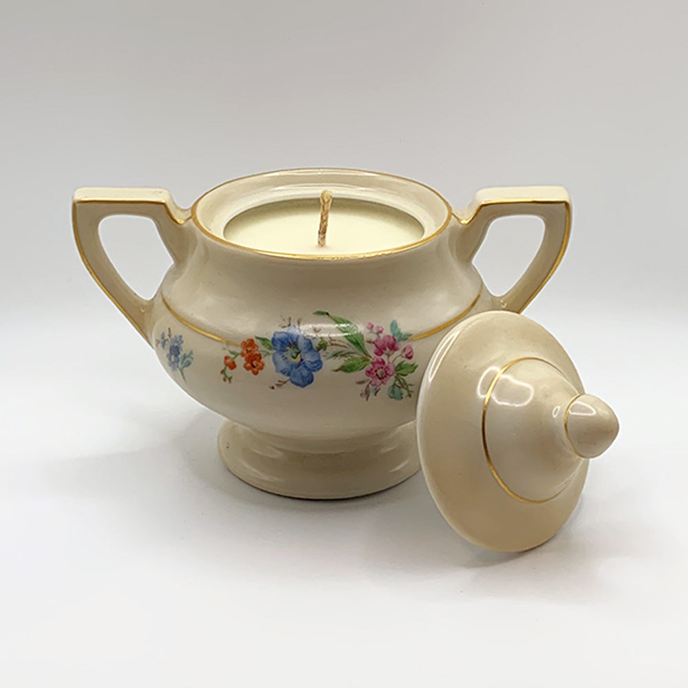 Fraunfelter Eggshell Sugar Bowl - Amber Candle